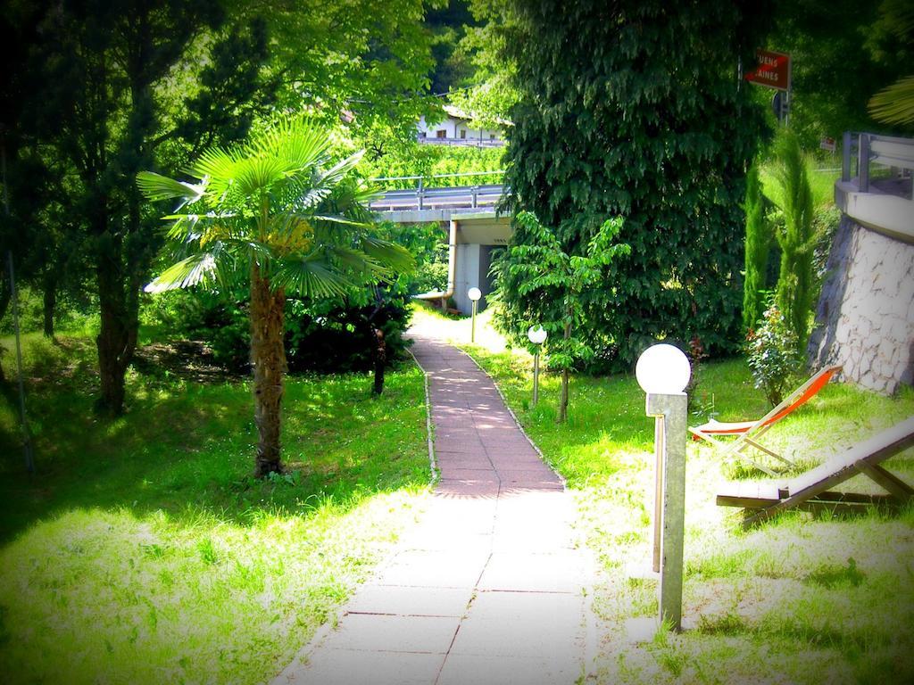 Tannerhof Bed & Breakfast Caines Exteriör bild
